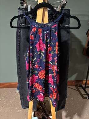 Papermoon Navy Floral High Neck Cut-Out Halter Tank Top Size M
